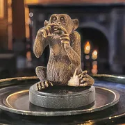 Подарочная скульптура «Не говорю» из бронзы — обезьяна — фотография 1