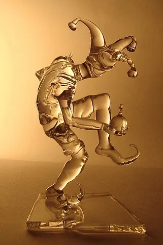 Скульптура «Шуты» из боросиликатного стекла — оригинальный подарок