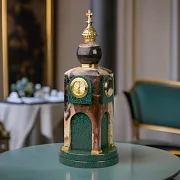 На память: Часы «Часовня» из яшмы — фотография 1