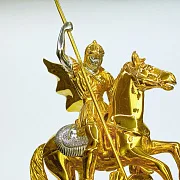 Подарочные часы из яшмы и долерита с Георгием Победоносцем — фотография 3