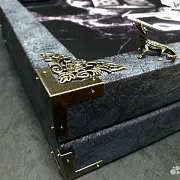 Подарочные нарды под стеклом «Стальные зарики» — фотография 10
