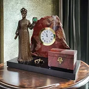 Подарочные часы «Хозяйка Медной горы» с яшмой и долеритом — фотография 1