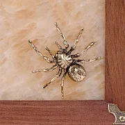 Панно «Паук» на ониксе — фотография 6