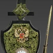 Часы со щитом и мечом в подарок — фотография 2